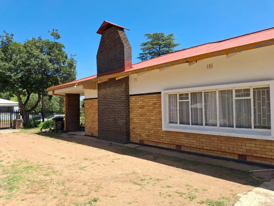 4 Bedroom House for sale in Vredefort