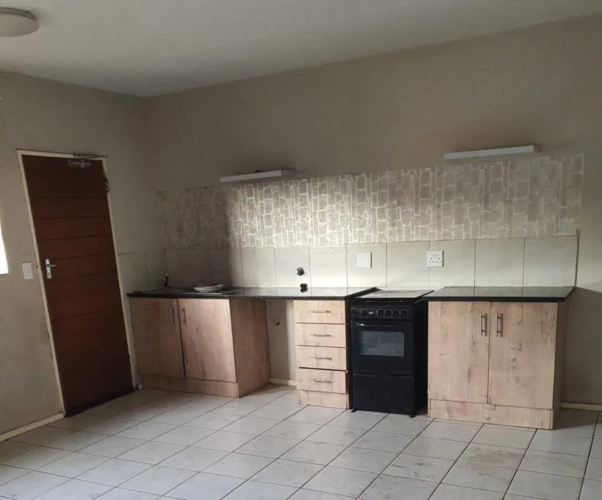 3 Bedroom Apartment / flat to rent in Kenleaf