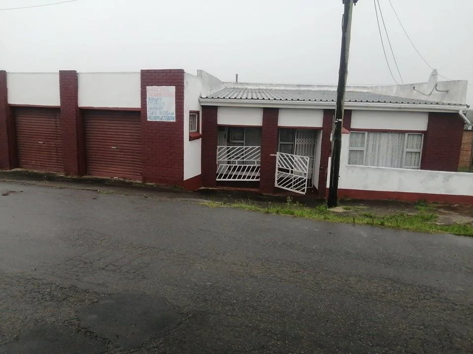 4 Bedroom House for sale in Mdantsane Nu 8