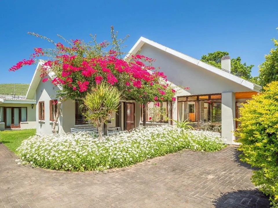 4 Bedroom House to rent in Leisure Isle