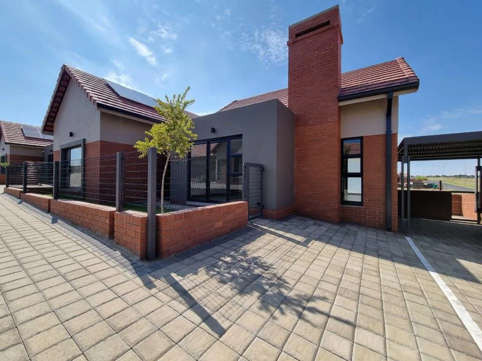 2 Bedroom Townhouse for sale in Wild Olive Estate