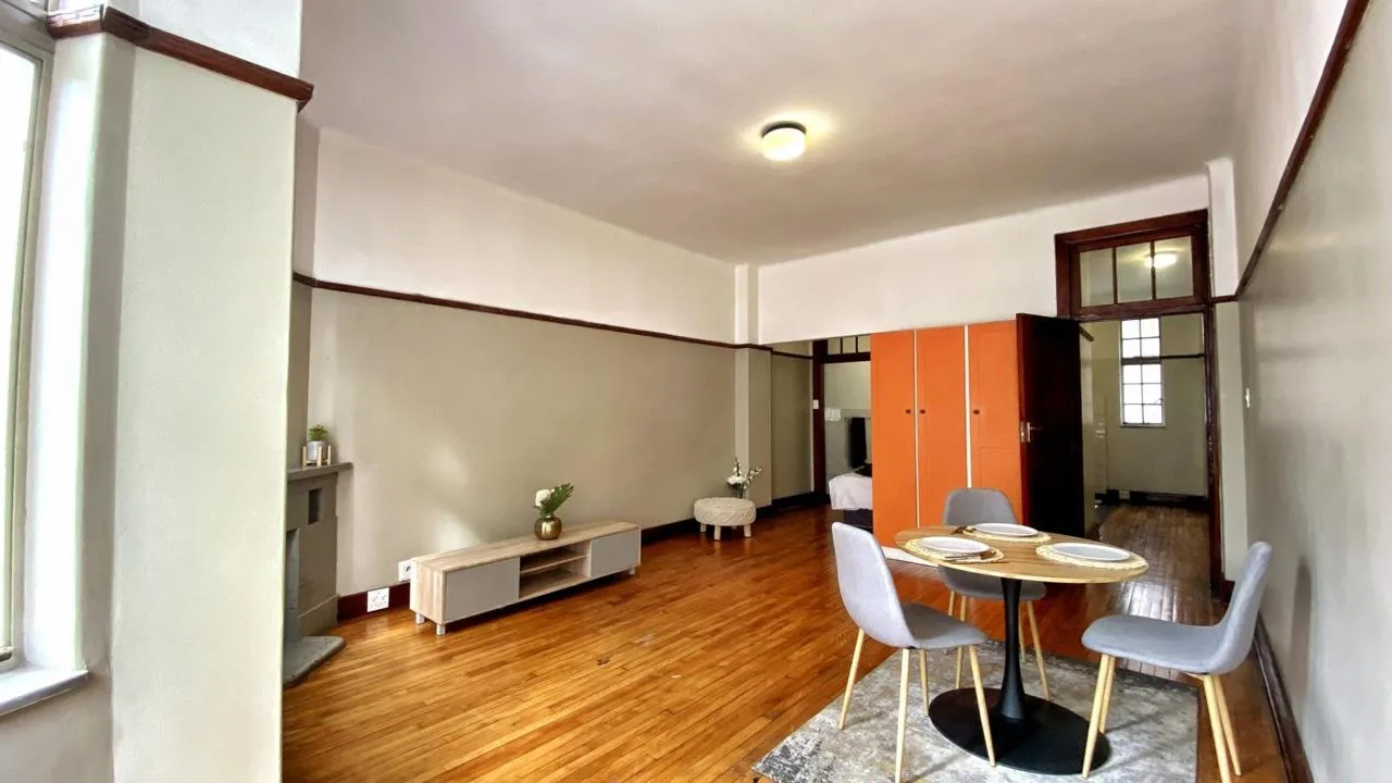 0.5 Bedroom Apartment / flat to rent in Johannesburg Central