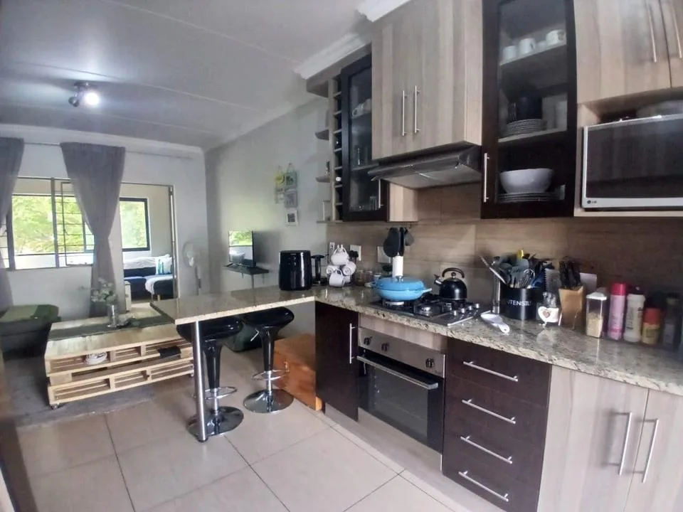 2 Bedroom Apartment / flat to rent in Moregloed