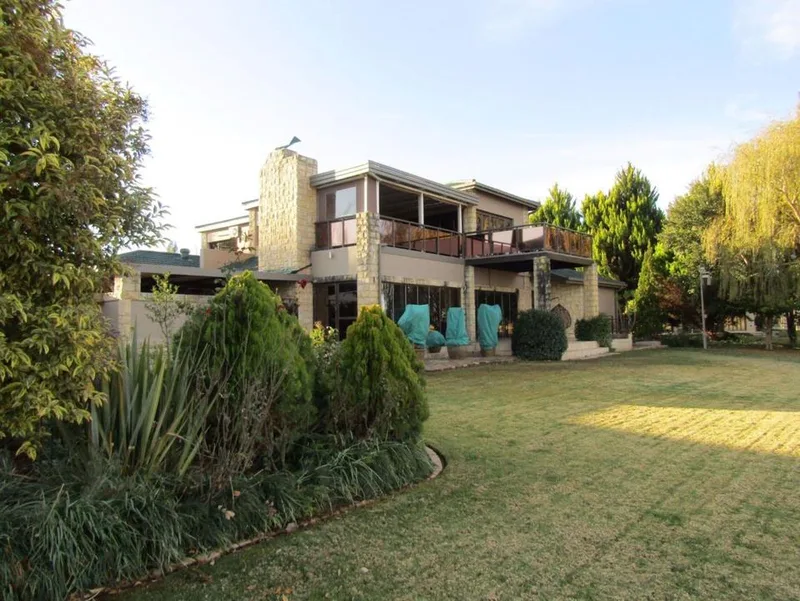 4 Bedroom House for sale in Magersfontein Memorial Golf Estate