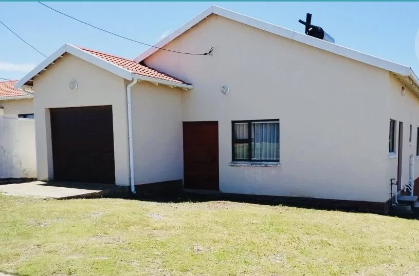3 Bedroom House for sale in Graceland