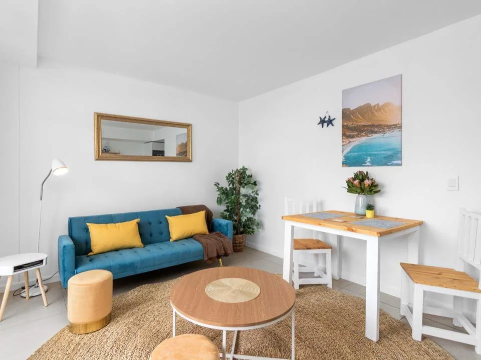 1 Bedroom Apartment / flat to rent in Waves Edge