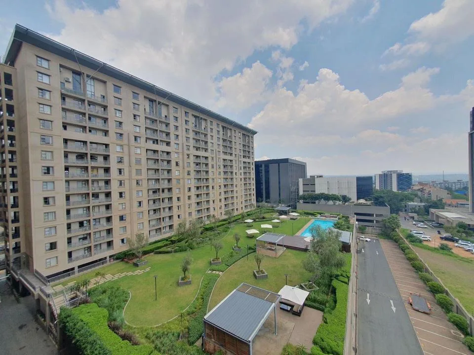 2 Bedroom Apartment / flat to rent in Morningside