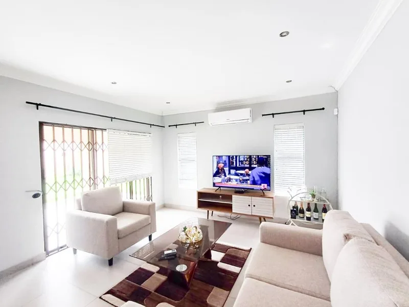 2 Bedroom House for sale in Gonubie
