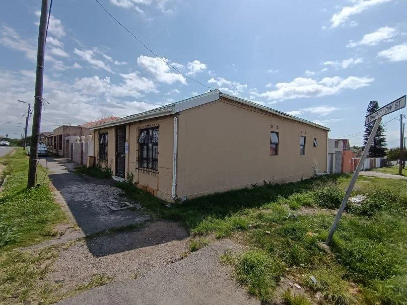 6 Bedroom House for sale in Quigney