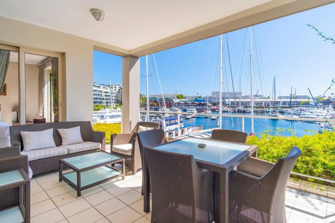 3 Bedroom Apartment / flat to rent in Waterfront