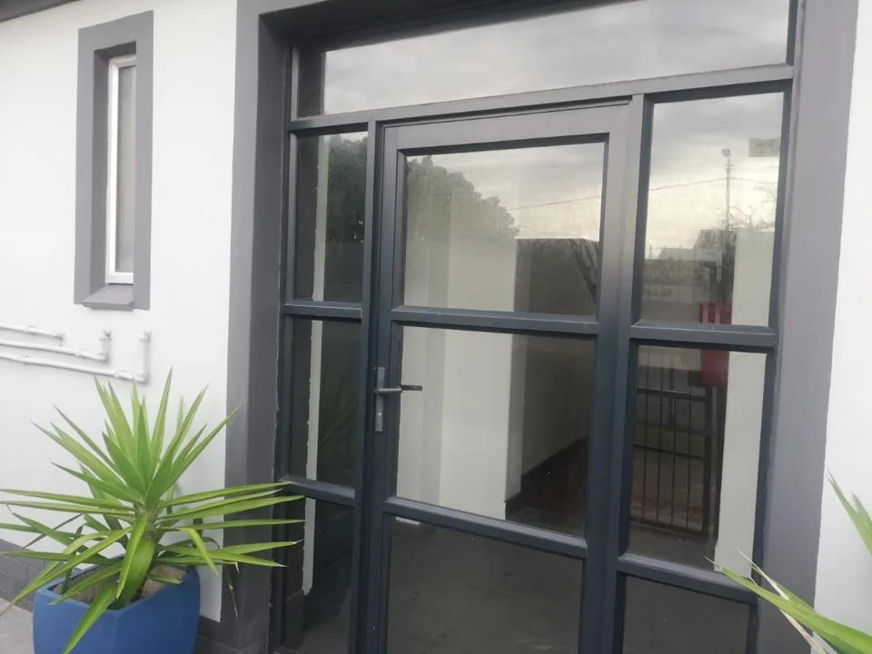 1.5 Bedroom House to rent in Southernwood