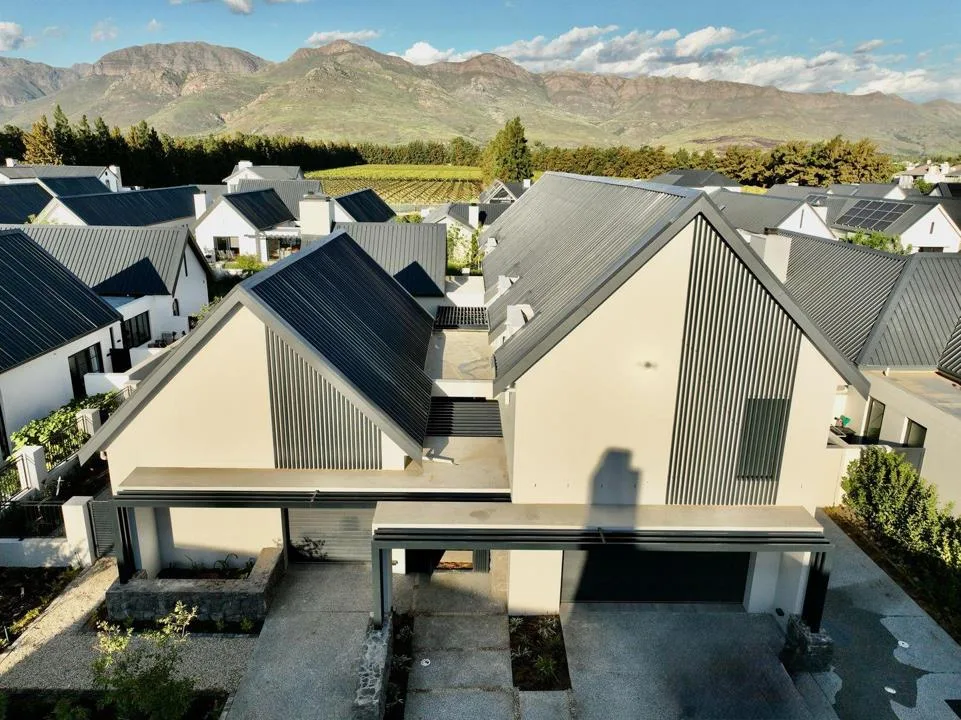 4 Bedroom House to rent in Val de Vie Estate