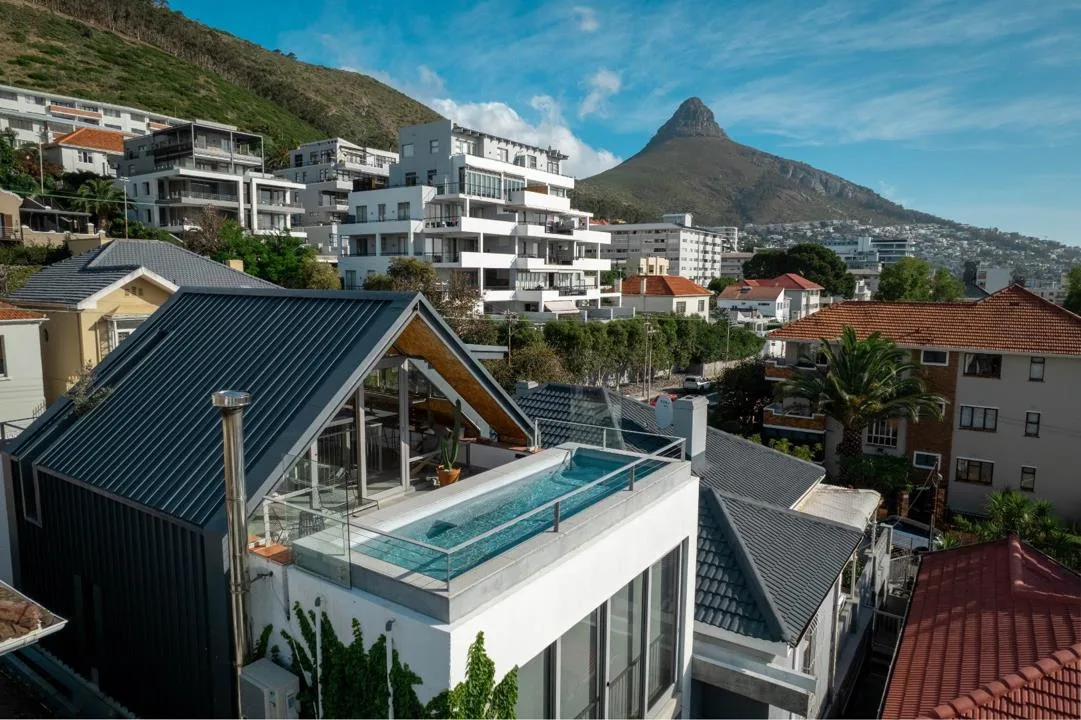 6 Bedroom House to rent in Sea Point