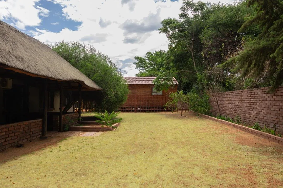 4 Bedroom House for sale in Kathu