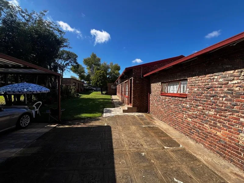 3 Bedroom House for sale in Meyerville