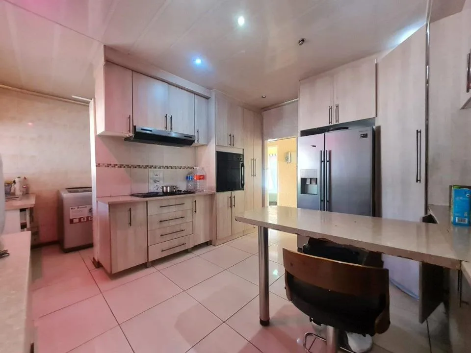 3 Bedroom House for sale in Carters Glen