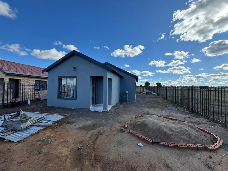 3 Bedroom House for sale in Pinehaven
