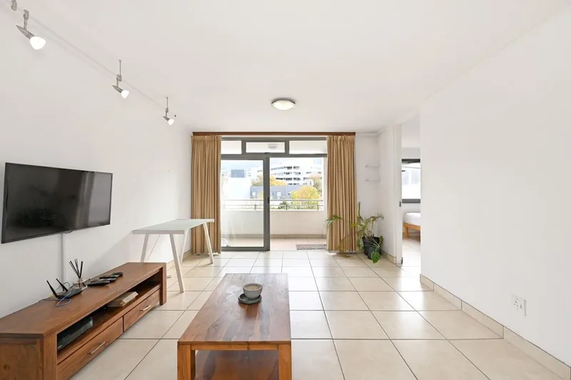 2 Bedroom Apartment / flat to rent in Claremont