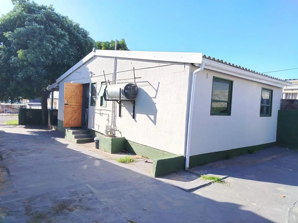 3 Bedroom House for sale in Buffalo Flats