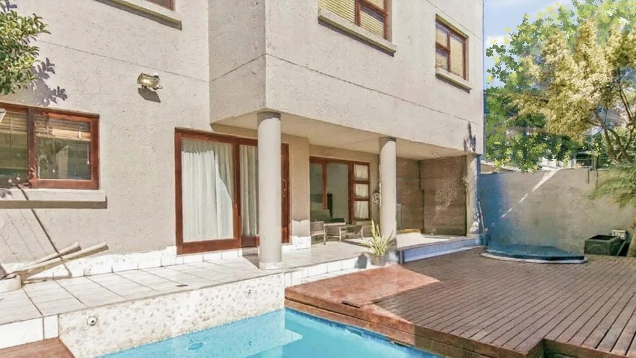 3 Bedroom Townhouse to rent in Sandown