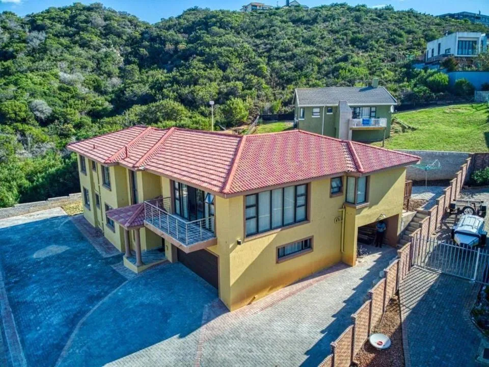 5 Bedroom House to rent in Island View