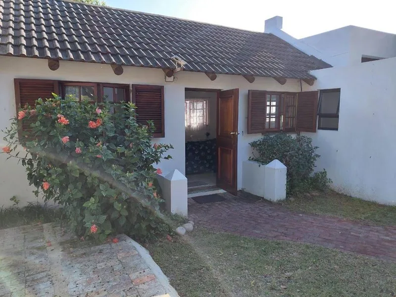 1 Bedroom Apartment / flat to rent in Seaside Longships