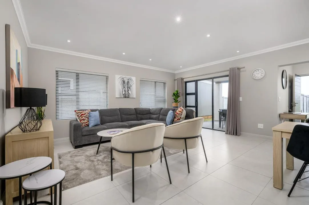 3 Bedroom Townhouse for sale in Westbrook