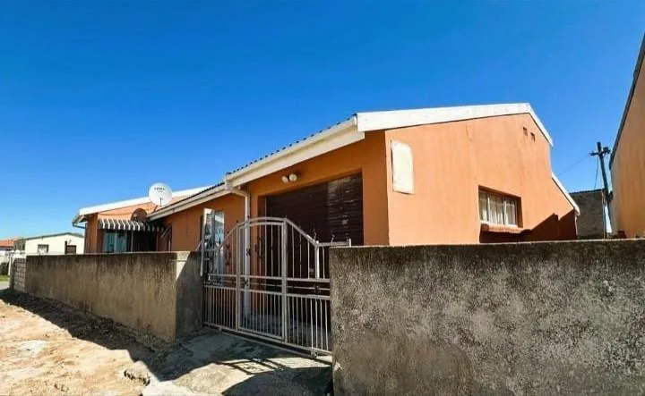 3 Bedroom House for sale in Motherwell Nu 3