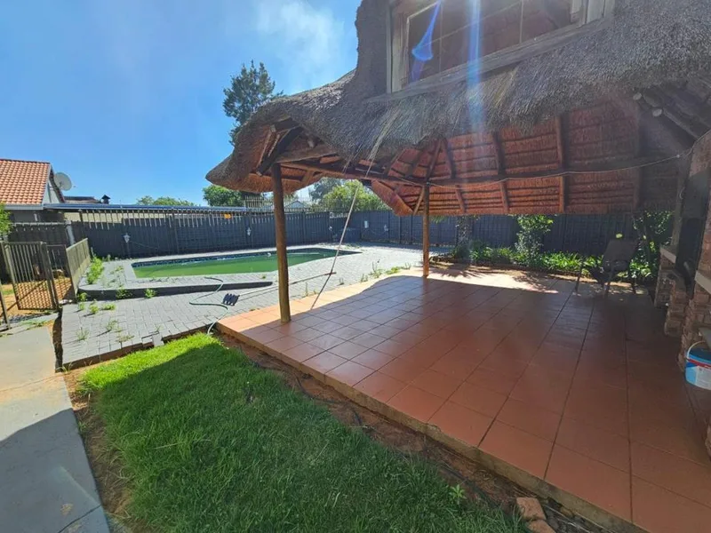 4 Bedroom House for sale in Fauna