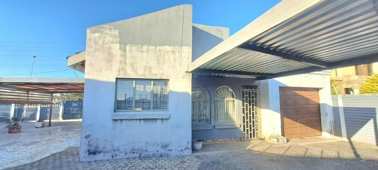 3 Bedroom House for sale in Ivy Park