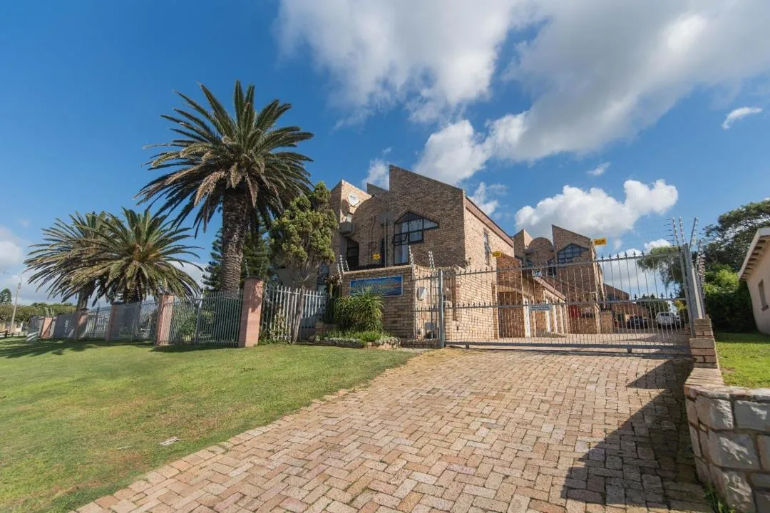 3 Bedroom Apartment / flat for sale in Bluewater Bay