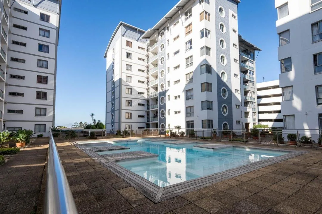 2 Bedroom Apartment / flat to rent in Claremont