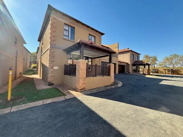 3 Bedroom Townhouse for sale in Birdwood Estate