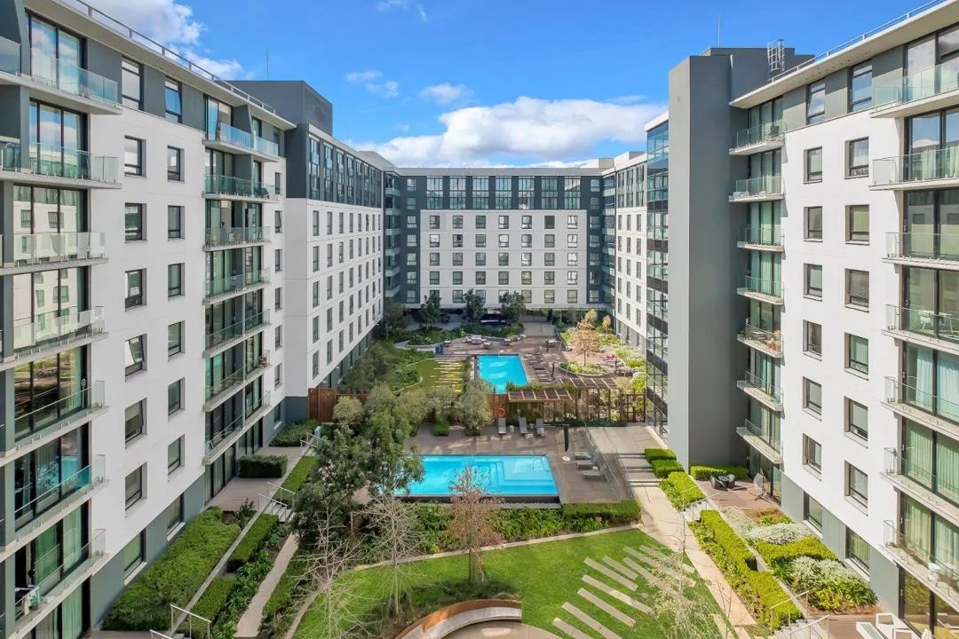 1 Bedroom Apartment / flat to rent in Melrose Arch