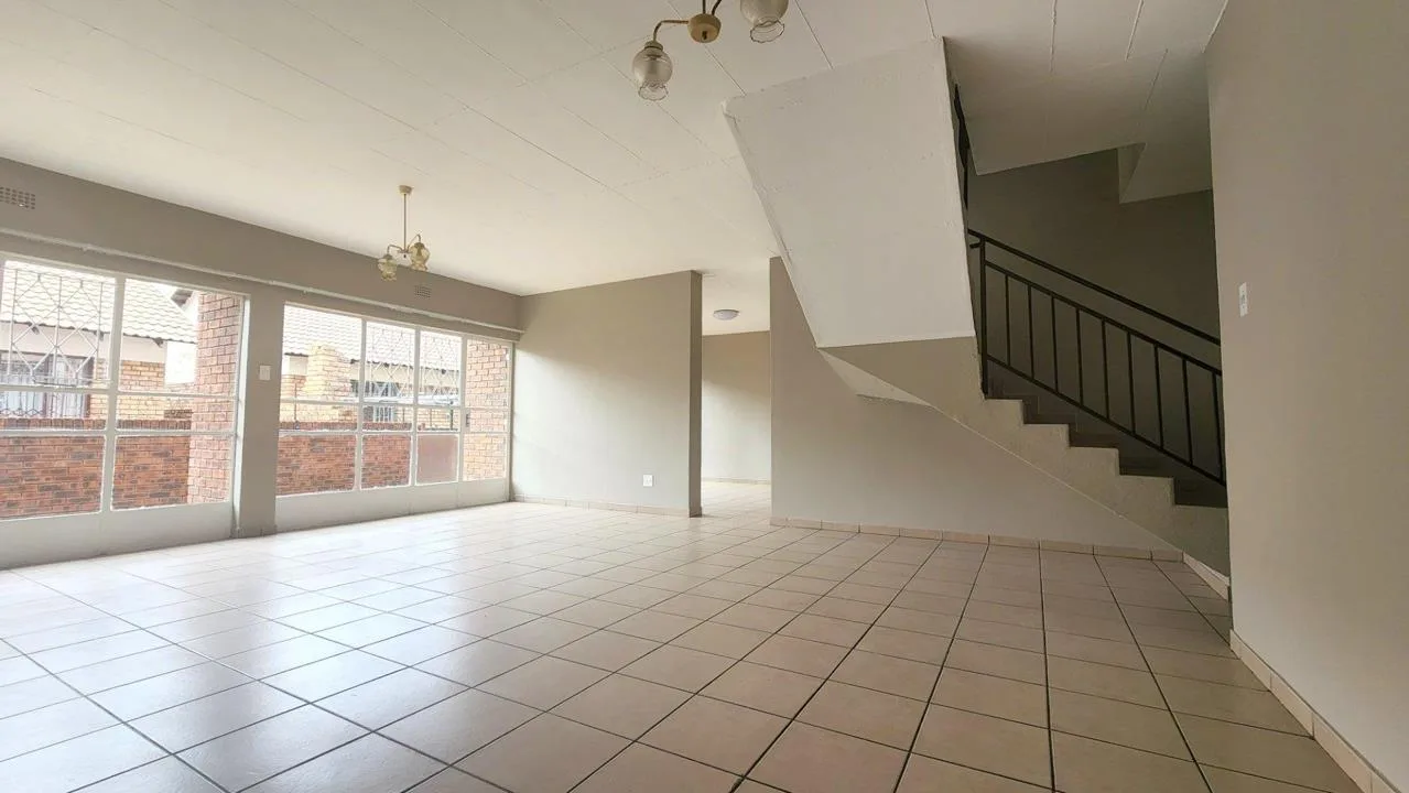 3 Bedroom Townhouse to rent in Tasbet Park Ext 2