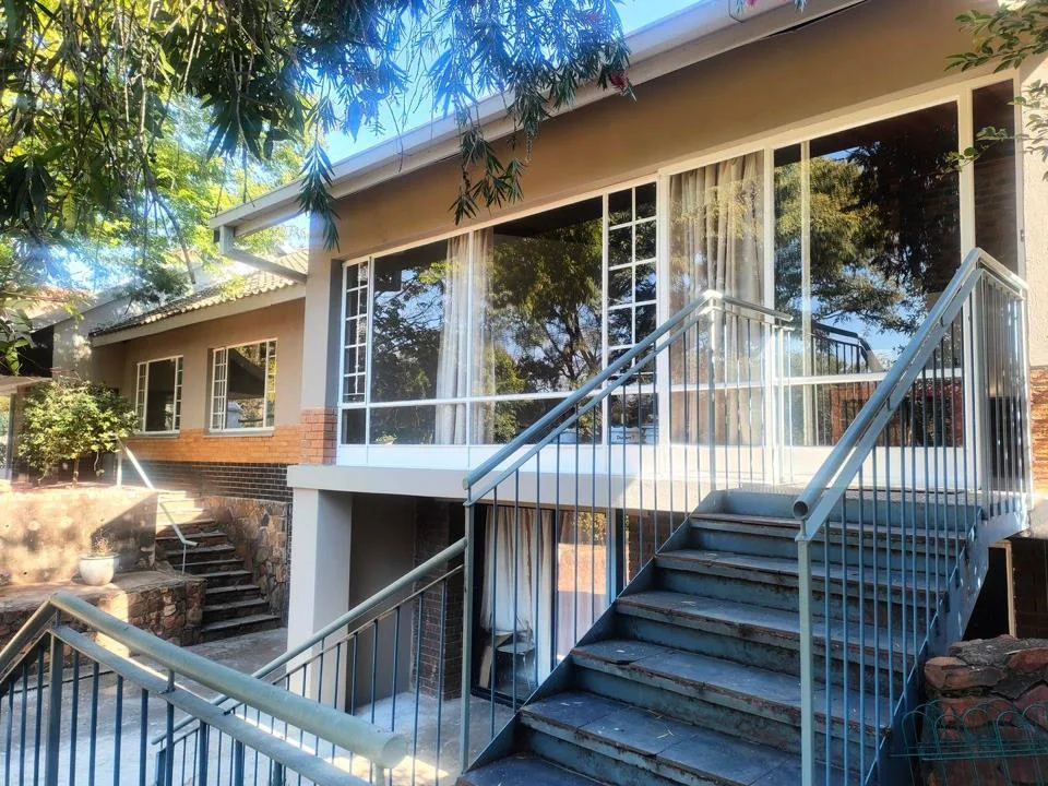 2 Bedroom House to rent in Val De Grace