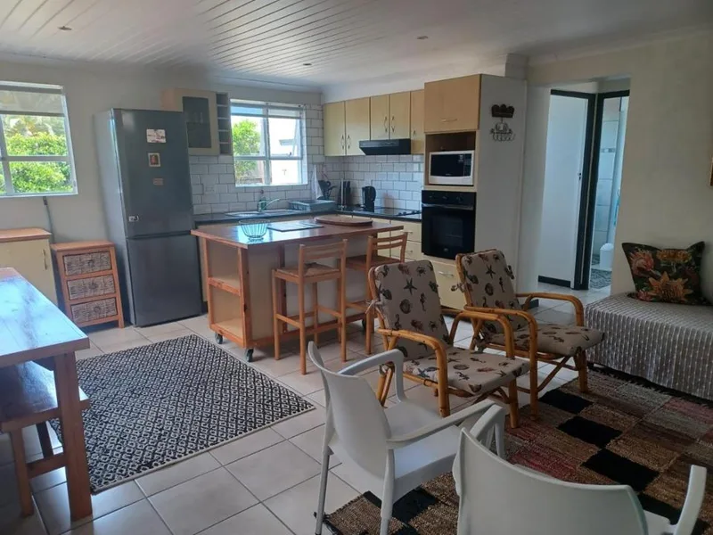 2 Bedroom Apartment / flat to rent in The Village