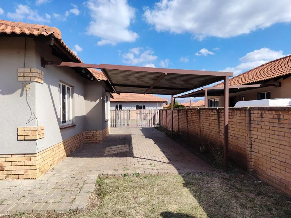 3 Bedroom House for sale in Waterkloof