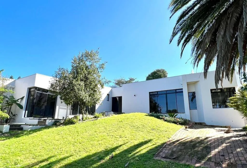 4 Bedroom House to rent in Bergsig