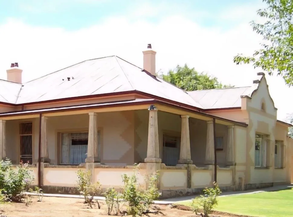 11 Bedroom House for sale in Ficksburg