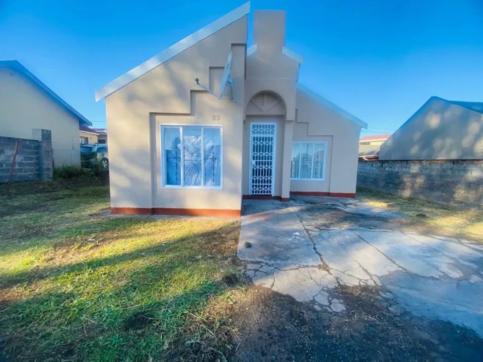 3 Bedroom House to rent in Mbuqu