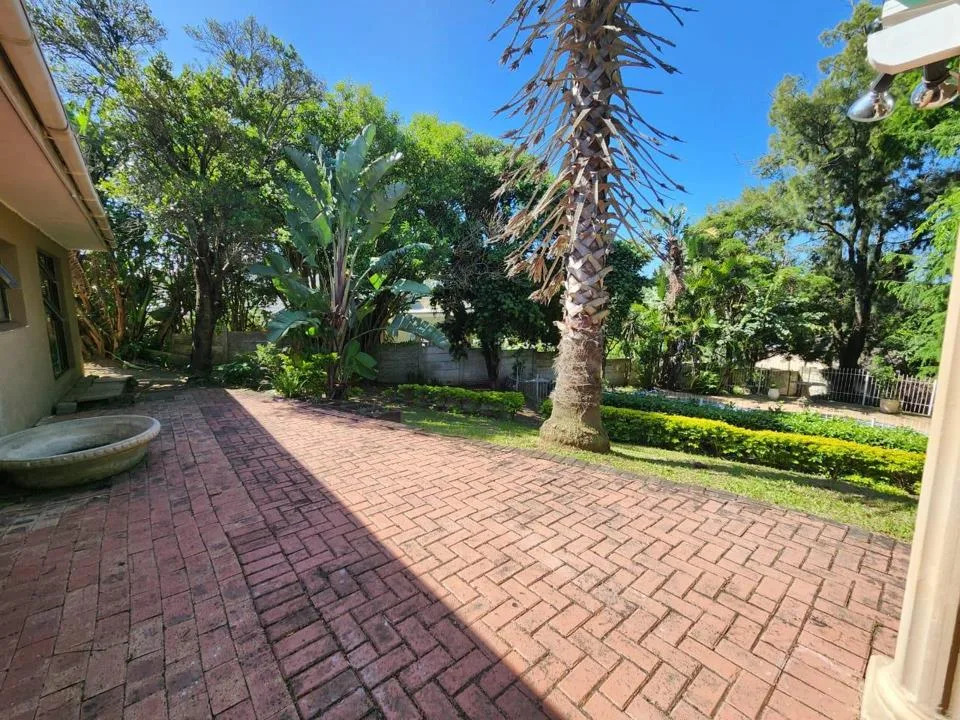 4 Bedroom House to rent in Beacon Bay North