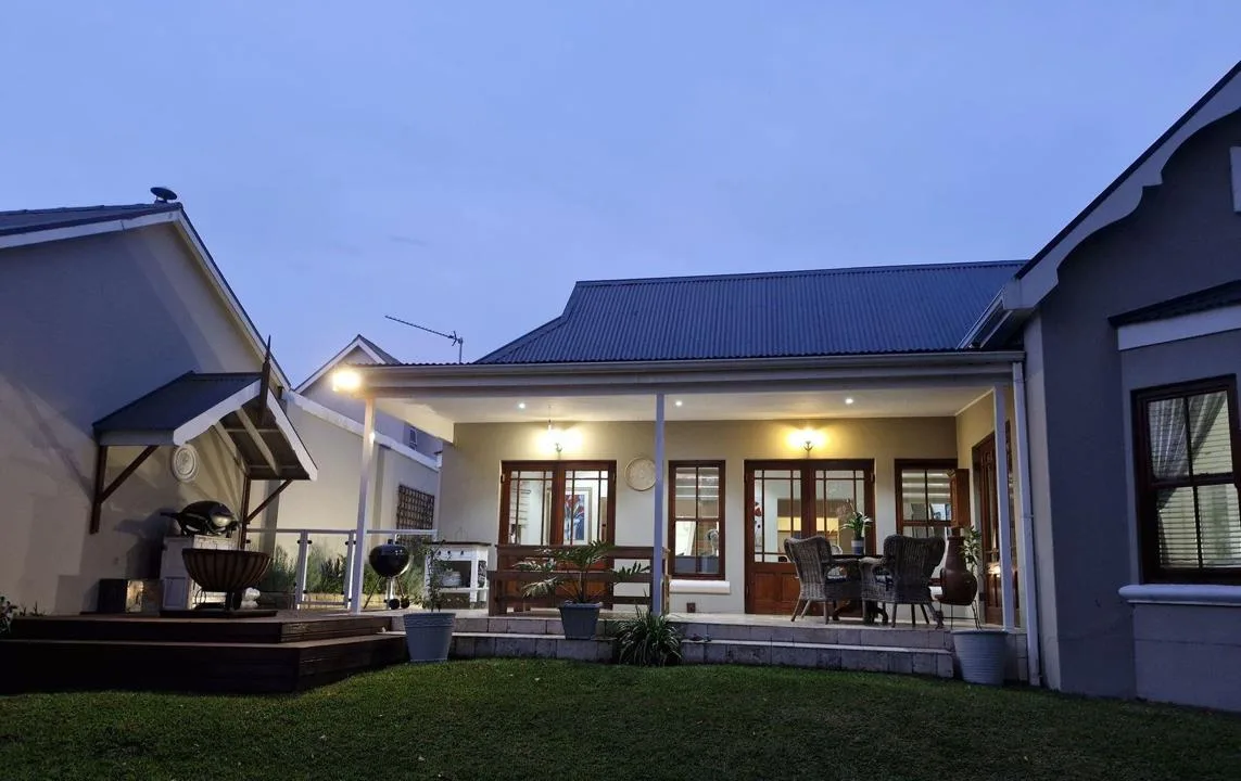 3 Bedroom House for sale in Selborne