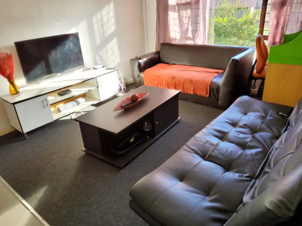 3 Bedroom Apartment / flat for sale in Amalinda