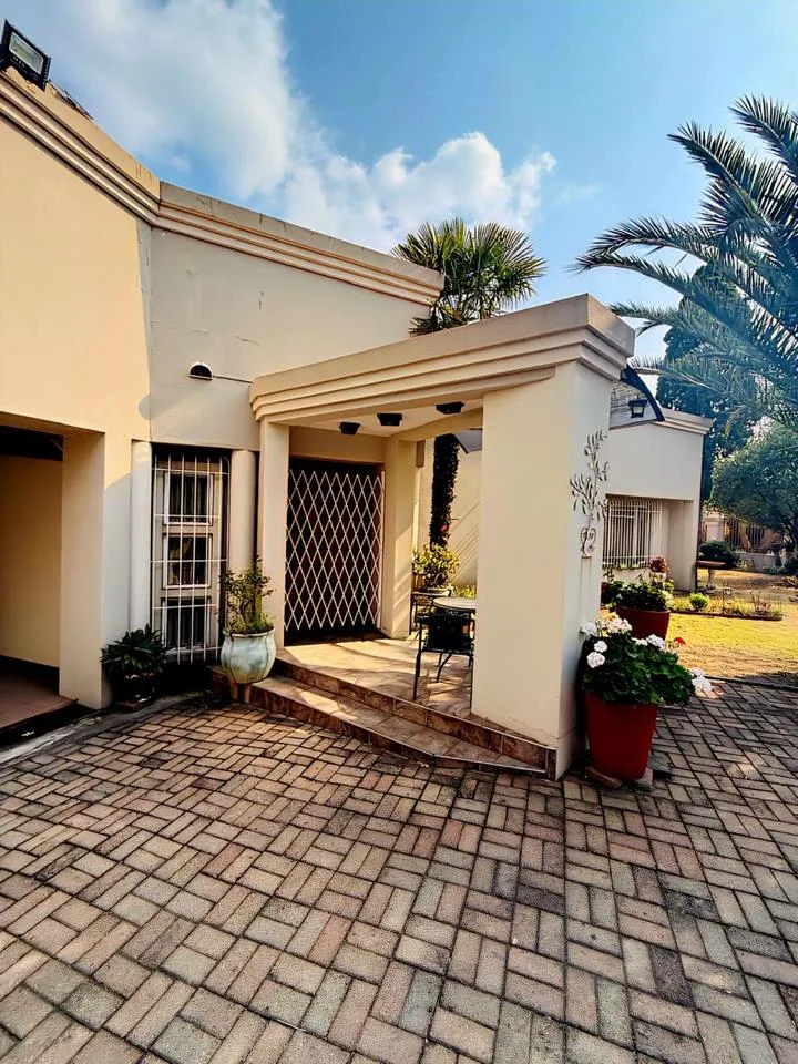 3 Bedroom House for sale in Secunda