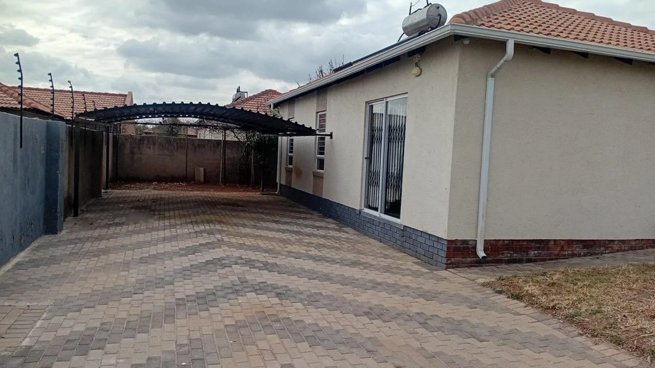 3 Bedroom House for sale in Southern Gateway