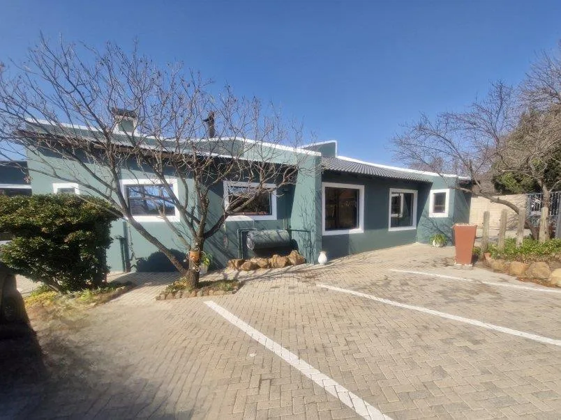 6 Bedroom House for sale in Harrismith