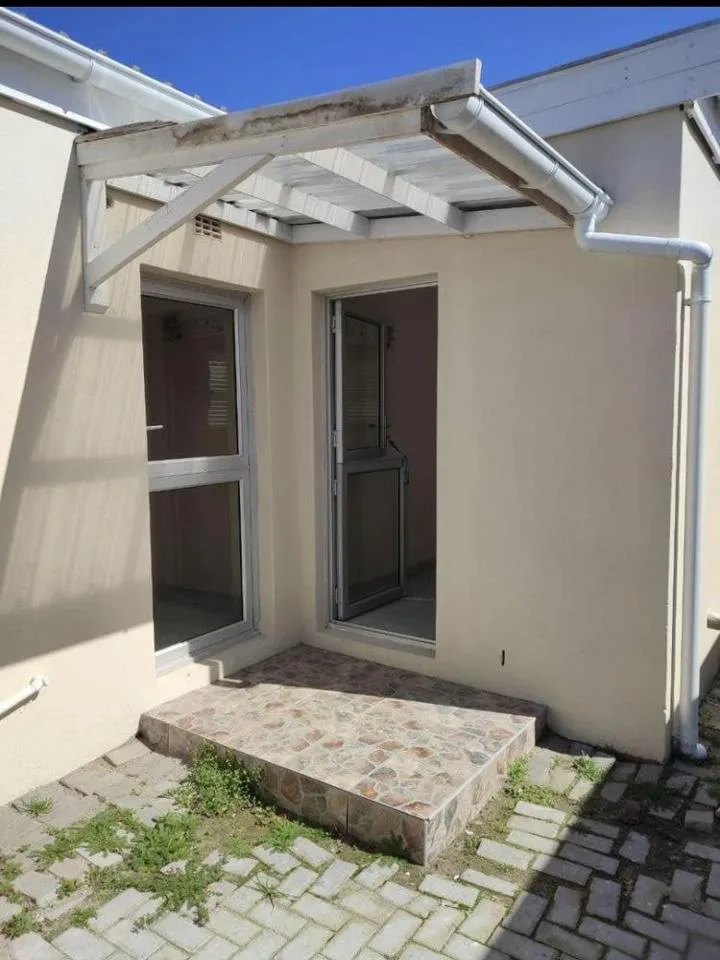 1 Bedroom Apartment / flat to rent in Milnerton Central