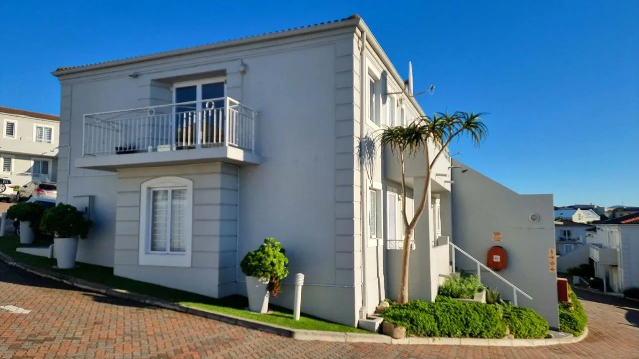 2 Bedroom Apartment / flat to rent in West Beach