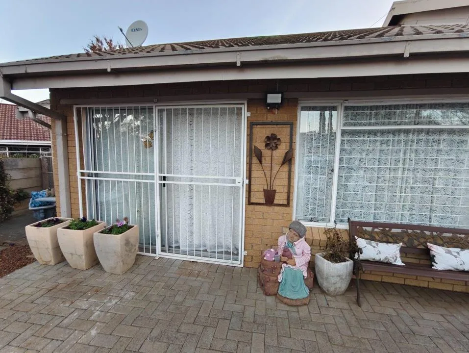 1 Bedroom Apartment / flat to rent in Pellissier